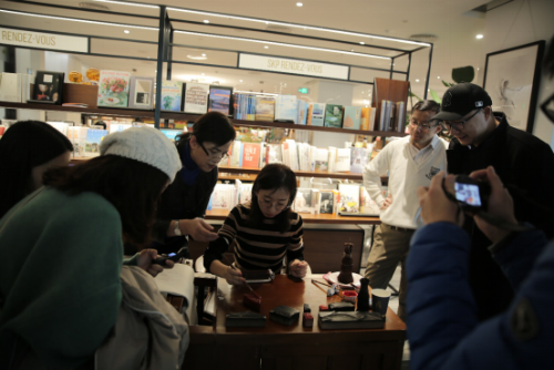 传奇名画几千元带回家 荣宝斋木版水印作品展北京开幕