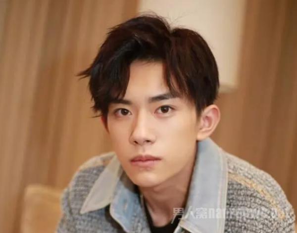 这几款酷帅的男生发型 让女生分分钟犯花痴！