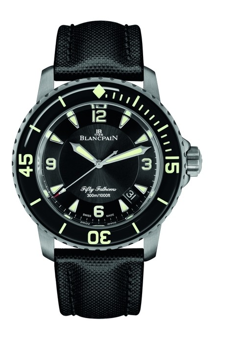宝珀Blancpain五十噚系列全新钛合金腕表闪耀问世！