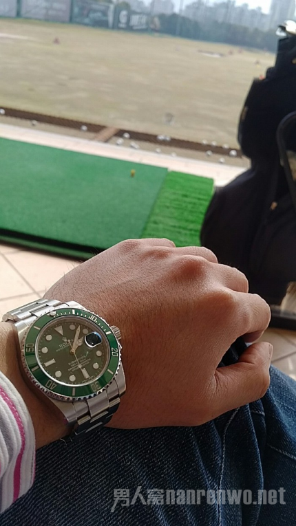 为了戴上劳力士黑水鬼 他的一生全毁在上面了