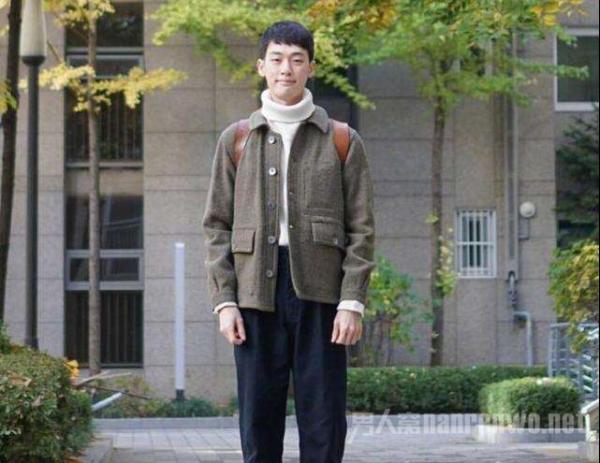 瘦瘦的男生穿什么更好看 如何搭配出自身的气质