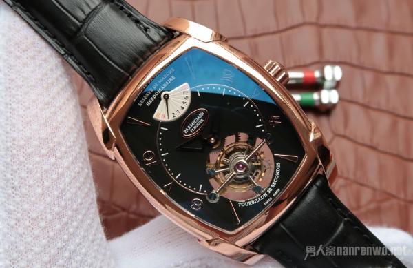 顶级奢侈品的帕马强尼腕表 让你拥有最珍贵的人生