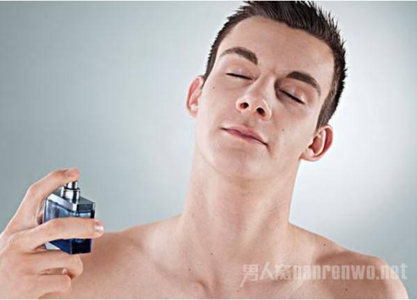 四款经典男士香水推荐 助你绽放男士性感成熟的魅力