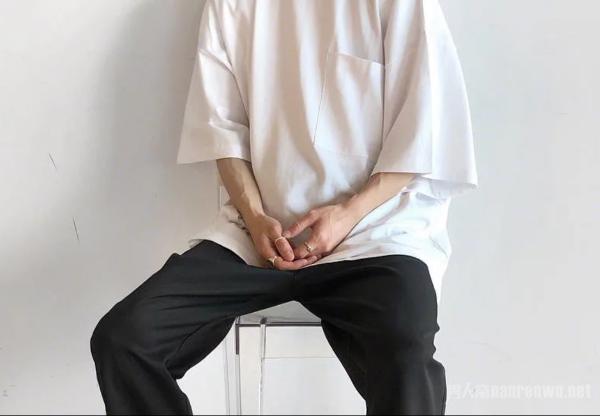 男生最爱的日系街头风搭配 感受小清新的时尚服装