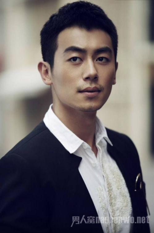 朱亚文发型盘点之看荷尔蒙男神如何打造时尚发型