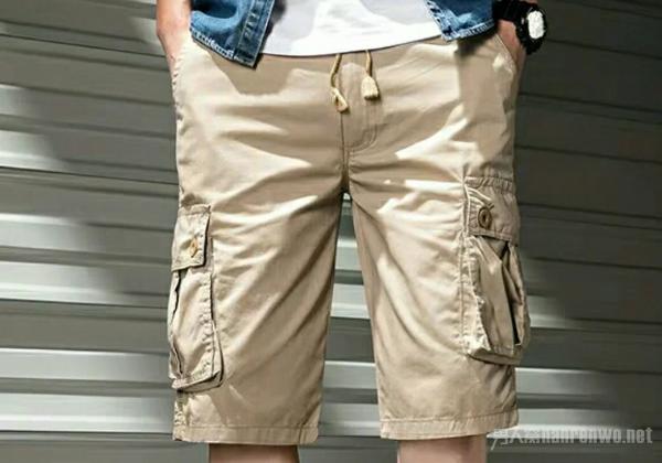 时尚的男生夏季短裤穿搭 打造男神形象的自己