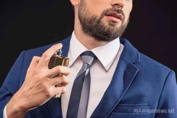 mai两款风格迥异的馥奇香型男士香水推荐 堪称经典