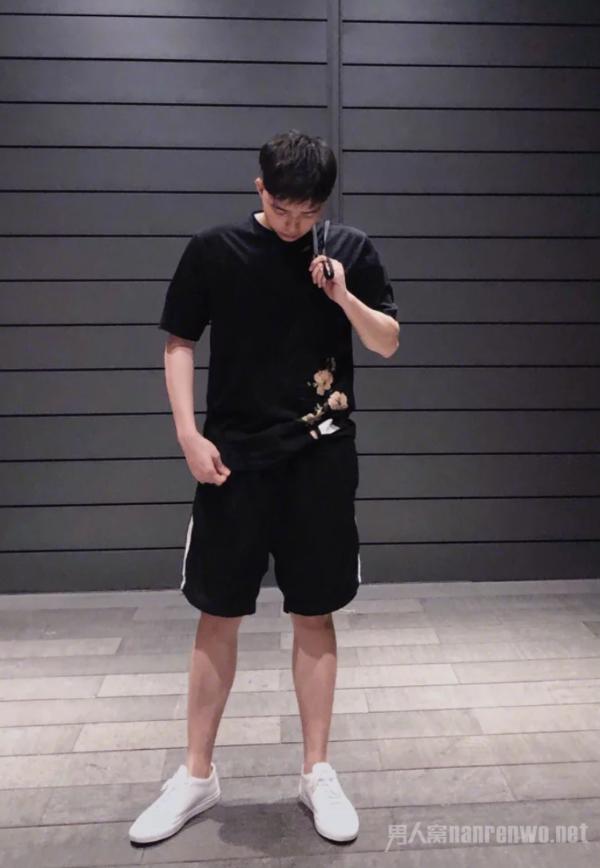 夏季男生的日常穿搭 平凡中塑造不一样的时尚感