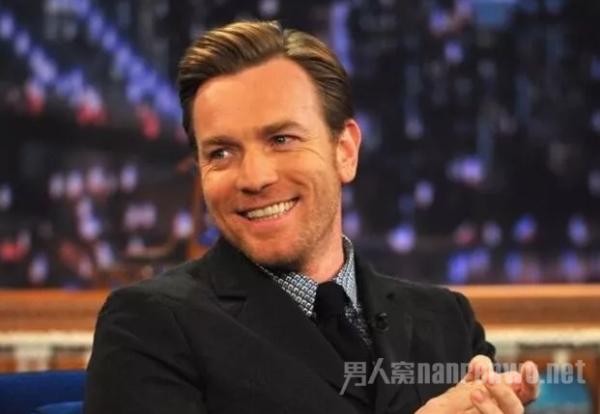 优雅的绅士发型油头 完美打造商务专务的绅士形象