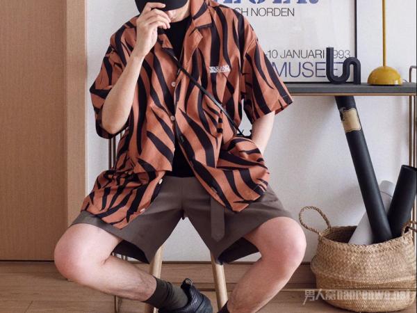 男生夏季日系风格服装搭配 永不过时的经典选择