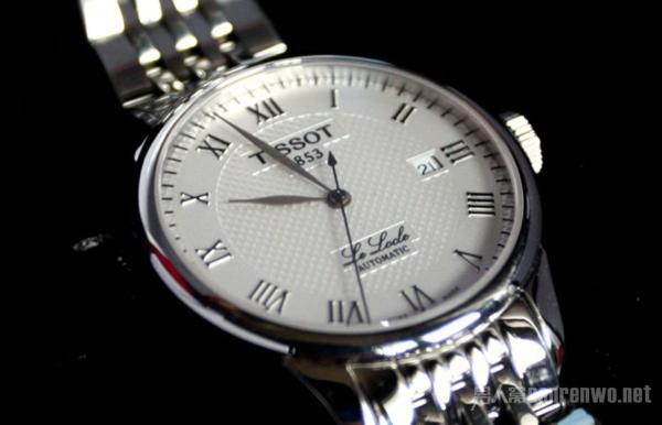 天梭力洛克系列手表怎么样？值不值得买？