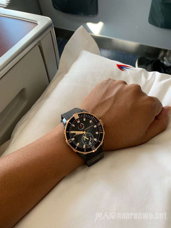 不会撞表关键也不贵 限量100块的雅典潜水系列值得买