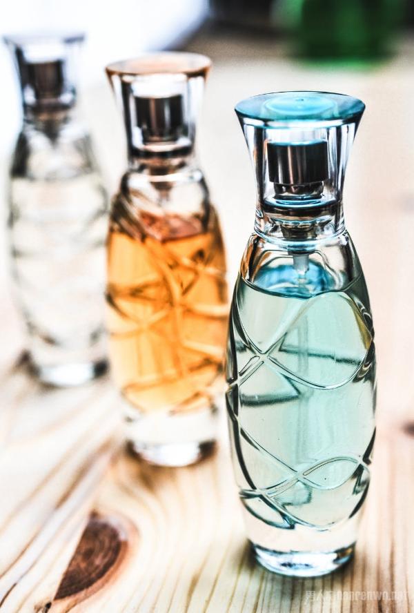 香水有哪几种分类？香水的作用是什么？