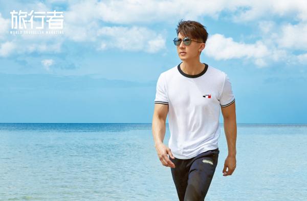 吴尊《旅行者》一月刊封面曝光 诉平淡幸福人生哲学