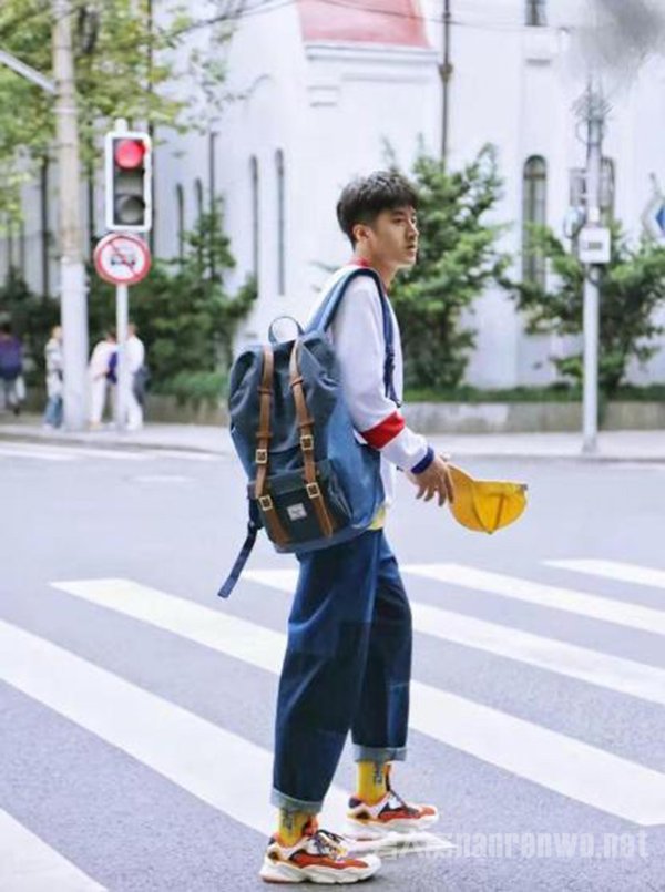 男生秋冬穿什么裤子 这三款很百搭 不再痛苦没裤子穿了