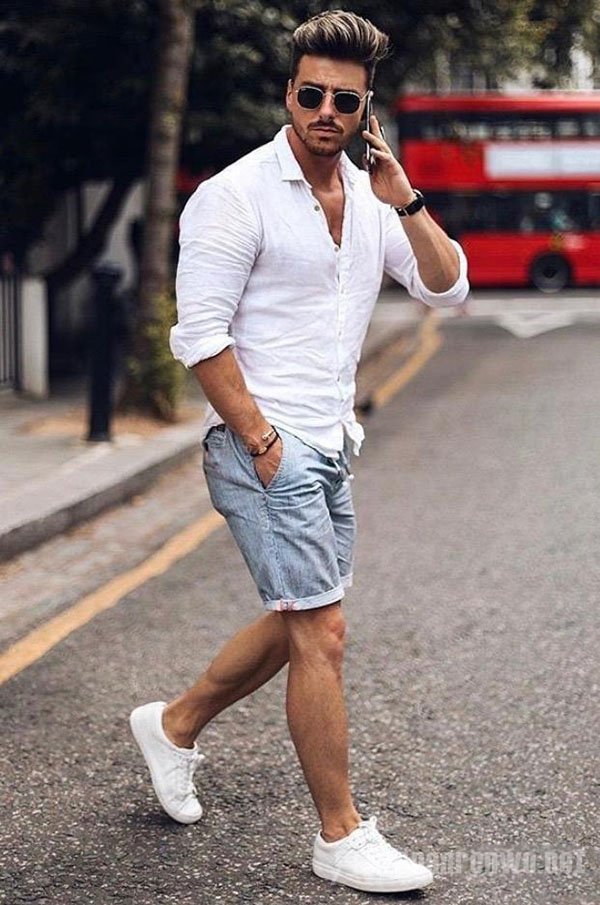 男生浅色牛仔裤配什么鞋好看 这三种舒适又有高级