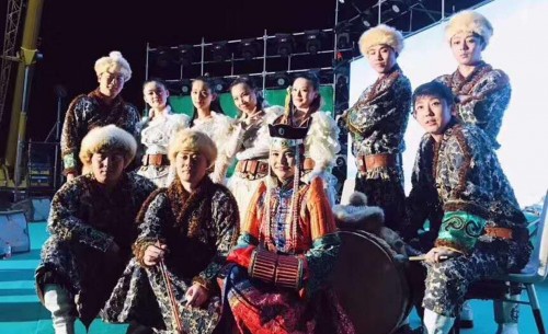 神骏 《东方神骏》4月27日即将上映,余音缭绕缘定马头琴！