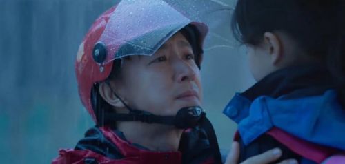韩庚演绎单身父亲，电影《我们永不言弃》发布正片片段