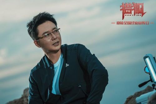 《猎狐》收官，男女主牵手成功，观众：没有cp感