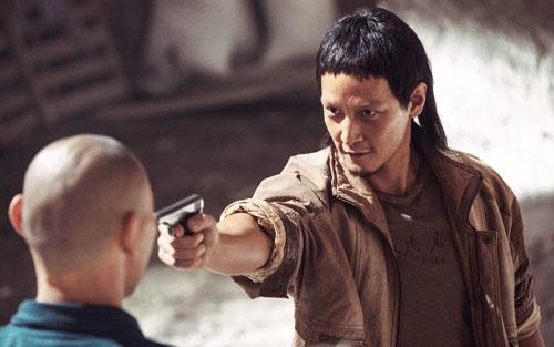 电影《除暴》热映：吴彦祖王千源争分夺秒 殊死对决一触即发