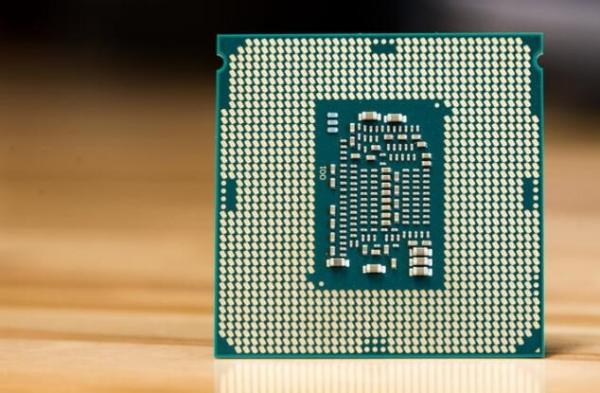 AMD与英特尔大比拼：到底应该选择哪家CPU？