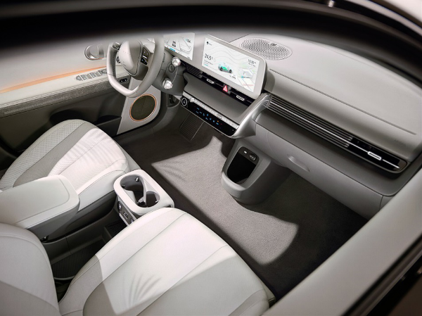 现代汽车IONIQ(艾尼氪)5全球首秀 未来将引入中国市场