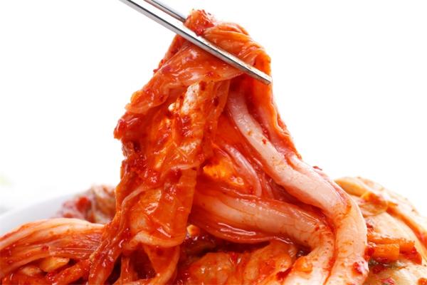韩国研究：泡菜有助于减轻新冠症状，活性化合物可抑制氧化应激和炎症反应