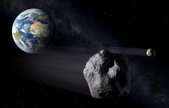 小行星撞地球能躲过吗？NASA模拟演习：提前6个月准备，眼睁睁撞向东欧