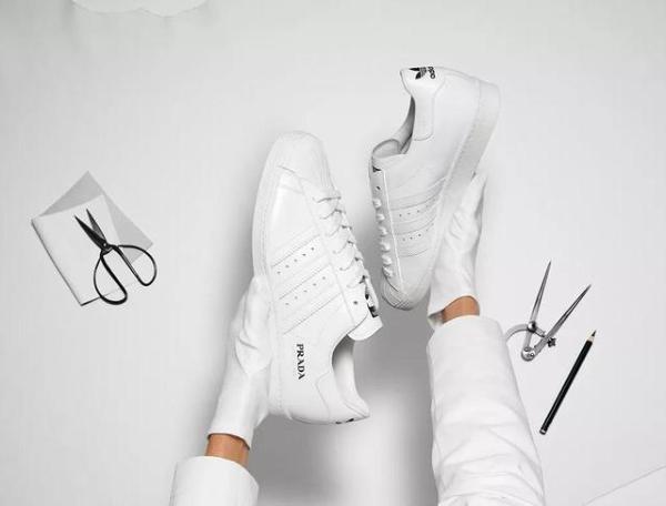 Adidas与Prada再次推出联名系列