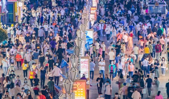 韩国出生人口首次跌破30万人 中等偏低收入家庭三胎免费上大学 