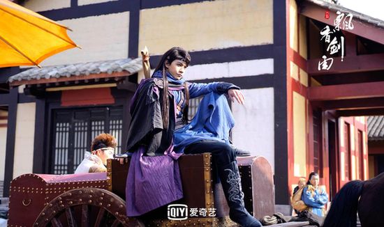 神兵利器横扫武林《飘香剑雨》各路英雄显神威