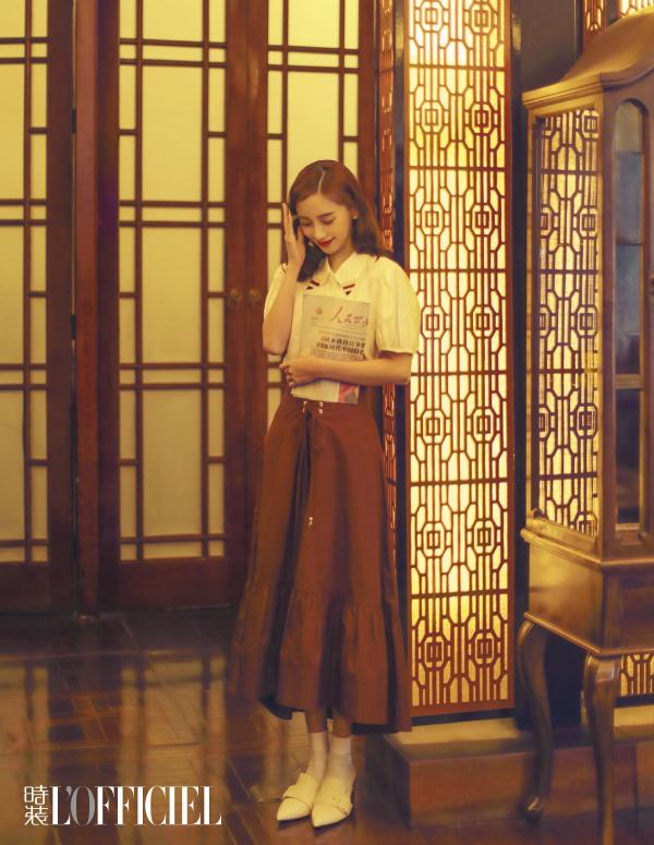 Angelababy登杂志开季封 复古民国造型美艳动人