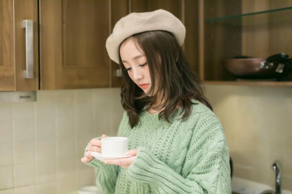 何花曝冬日写真 笑容明媚少女感十足