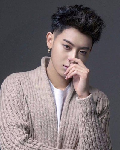 黄子韬二审胜诉 SM主张“专属经纪权”被驳回！