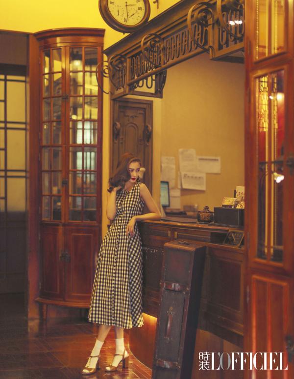 Angelababy登杂志开季封 复古民国造型美艳动人