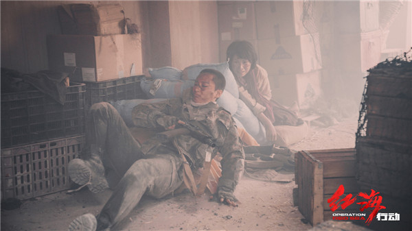 《红海行动》后劲十足 吃糖CP成催泪弹影片热血也温情