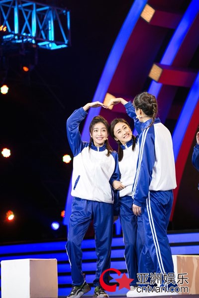 秦岚跨界成最美喜剧人&nbsp;三台晚会春节霸屏备受期待