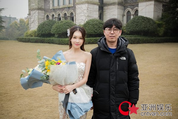 黄一琳《动物管理局》杀青 受邀出席时装周引期待