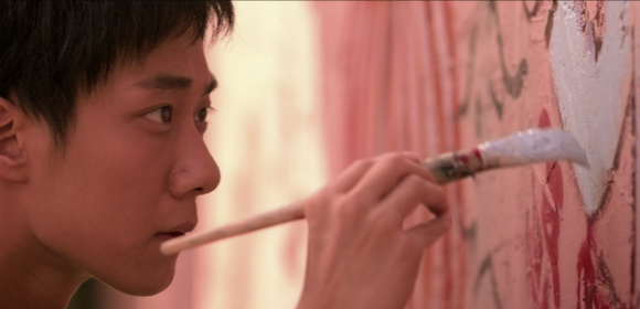 高至霆曝学生照撞脸韩国男团 实力反差萌惊呆网友