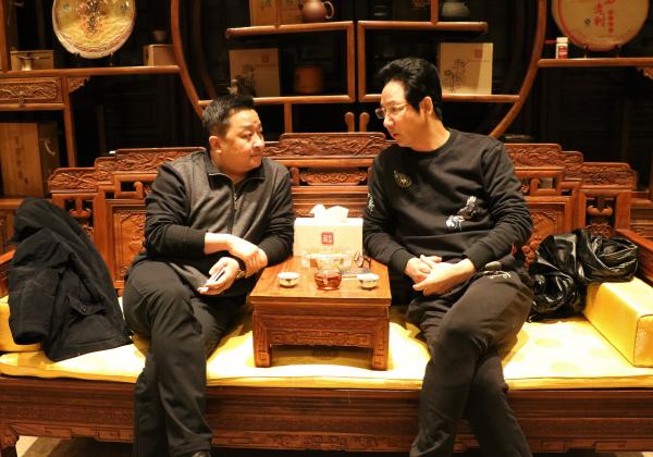 绵阳市游仙区区委书记江彬率团考察国华影视基地