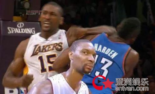 姚明囧笑火遍全球 表情帝亮瞎眼