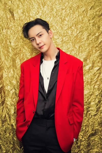 陈伟霆再登春晚舞台 热闹舞曲嗨翻除夕夜