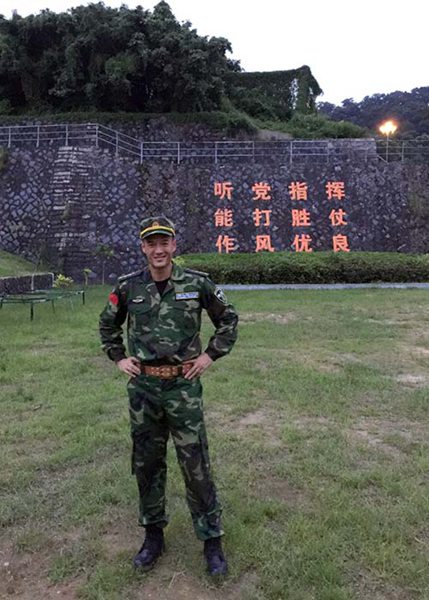 《利刃出击》热播 张政勇上线引发回忆杀