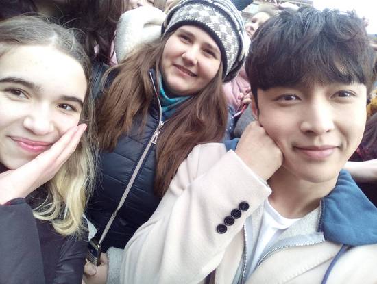 张艺兴现身乌克兰 张艺兴求婚大作战剧情简介 张艺兴鹿晗罕见同框！