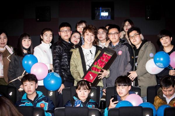 张海宇《遇见你真好》南京路演 “海米”难掩爱意现场表白