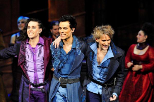 福利  两部经典原版音乐剧，一次搞定！ 好戏连台！