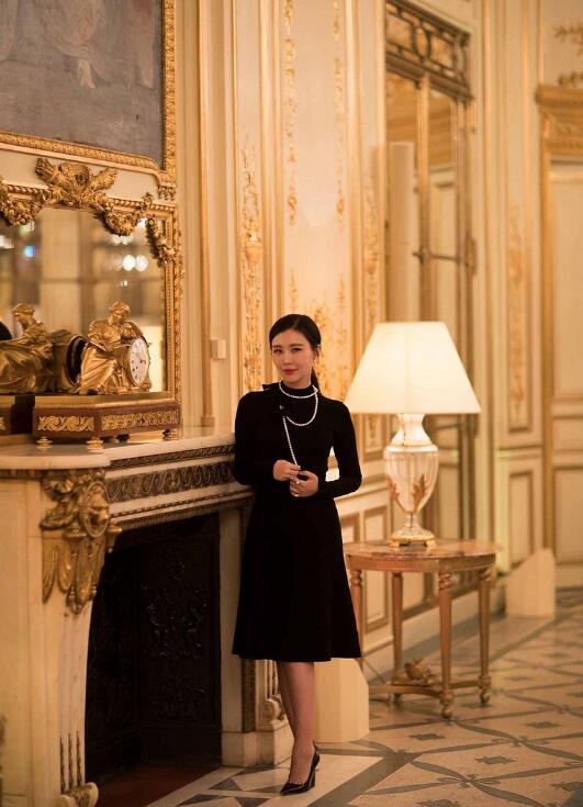 田朴珺是谁个人资料 田朴珺和王石结婚了吗