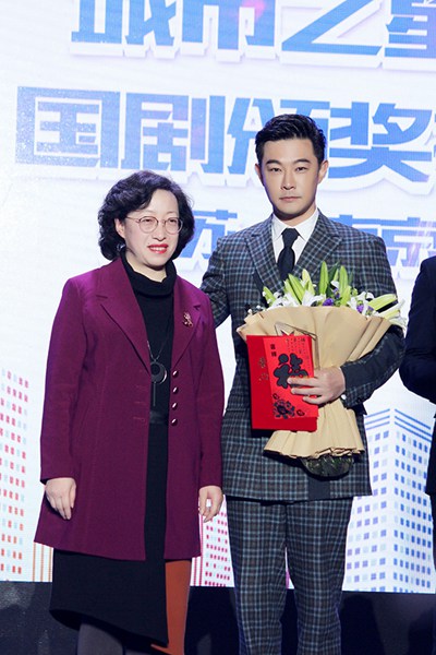 黄维德获观众最喜爱男演员 现场调侃想拿“新人奖”