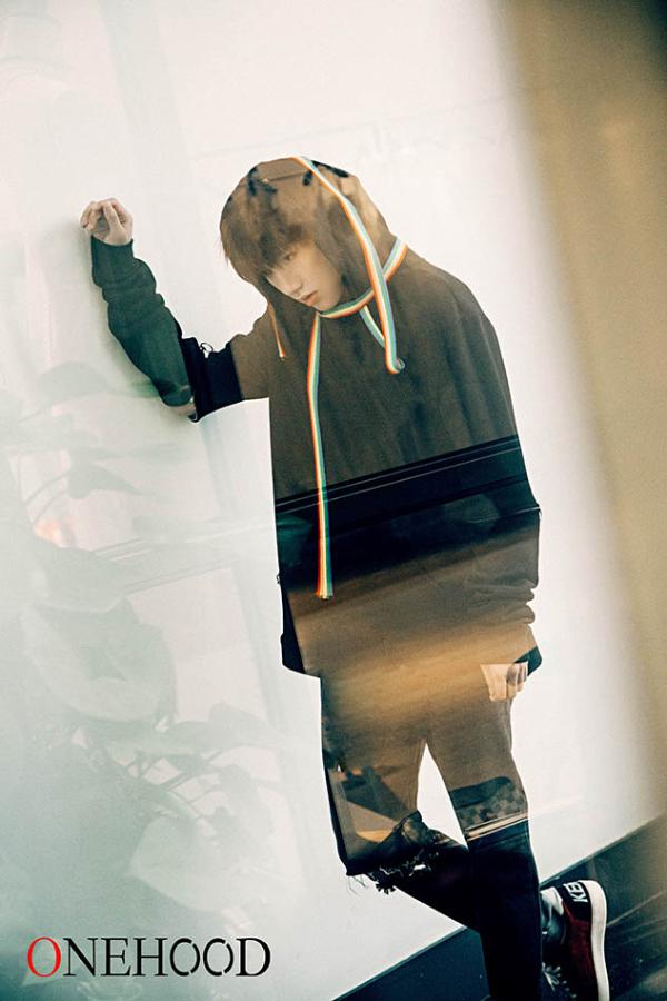 黄圣池最新大片酷炫迷幻 眼眸深邃释放不羁真我