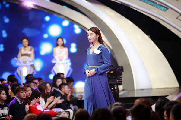 黄澜曝料“胡歌是《非诚勿扰》粉丝” 摔跤冠军竟被女嘉宾现场“放倒”？!